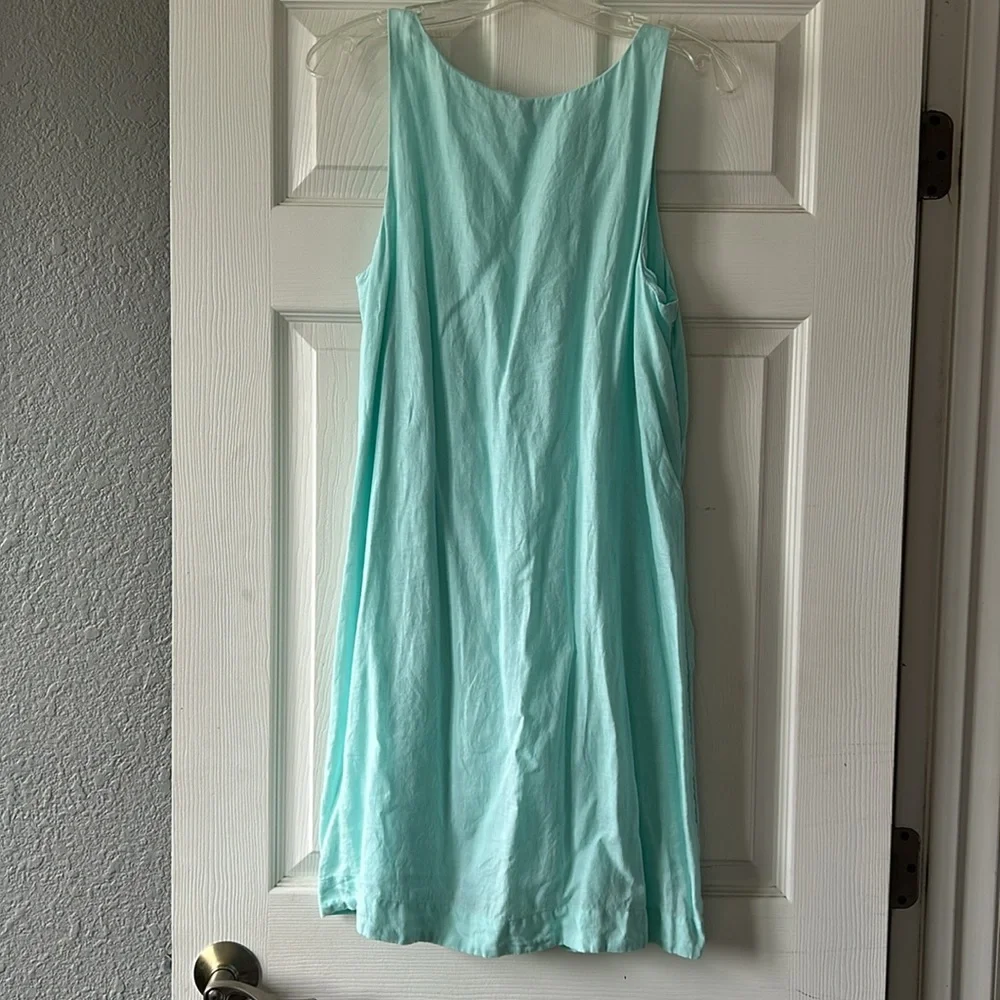 Vineyard Vines Cisco pintuck swing dress in pretty aqua linen - Picture 2 of 6